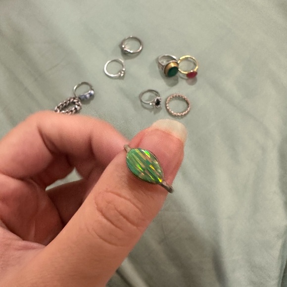 Various Rings - Picture 5 of 11